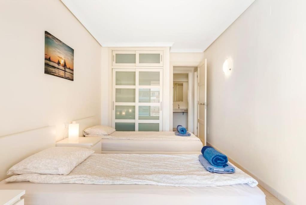Bright And Welcoming Holiday Home Пуерто-де-Сантьяго Екстер'єр фото