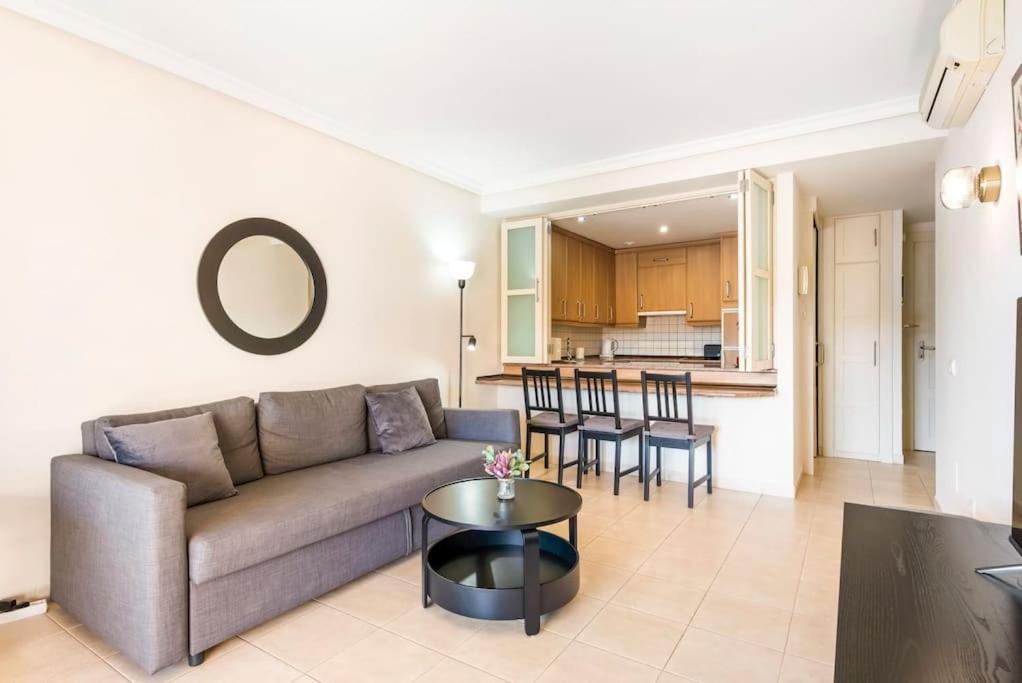 Bright And Welcoming Holiday Home Пуерто-де-Сантьяго Екстер'єр фото